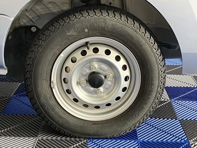 ハイゼットトラックスタンダード４ＷＤ・ＣＶＴ車・コーナーセンサー・エコアイドル・ラジオ・エアコン（佐賀県）の中古車