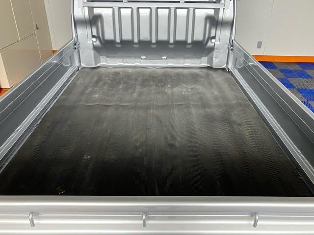 ハイゼットトラックスタンダード４ＷＤ・ＣＶＴ車・コーナーセンサー・エコアイドル・ラジオ・エアコン（佐賀県）の中古車