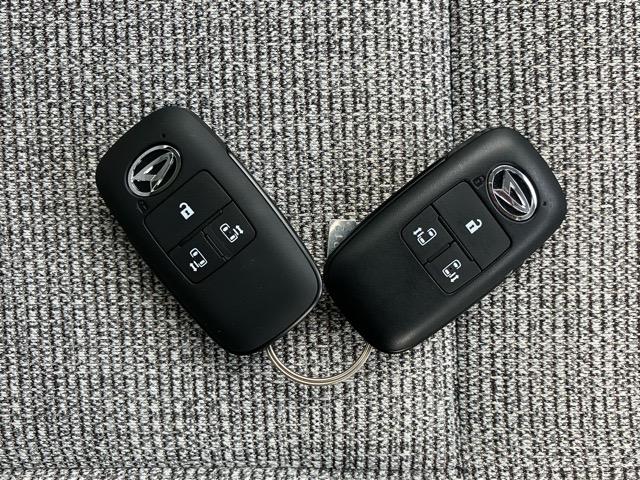 ムーヴキャンバスストライプスG エコアイドル非装着車両側電動スライドドア・プッシュボタンスタート・ステアリングスイッチ・オートエアコン・キーフリーシステム・シートヒーター・全周囲カメラ対応・パワーウィンドウ(佐賀県)の中古車