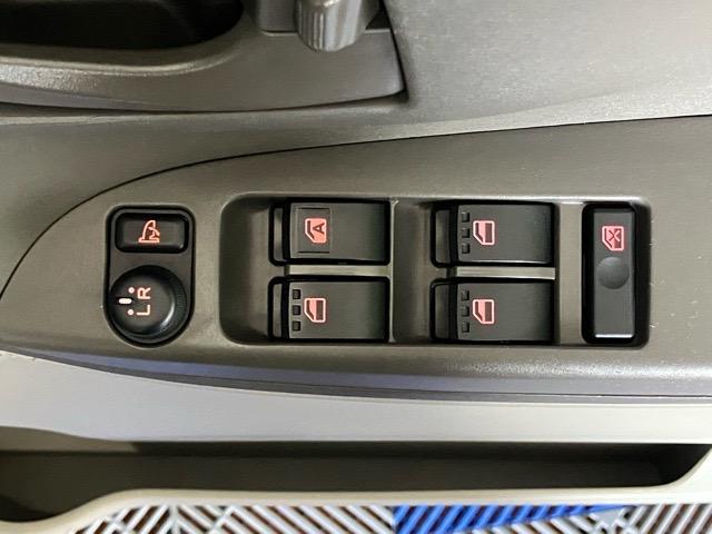 タントX SA片側電動スライドドア・バックモニター・プッシュボタンスタート・ステアリングスイッチ・オートエアコン・キーフリー・ベンチシート・パワーウィンドウ(佐賀県)の中古車