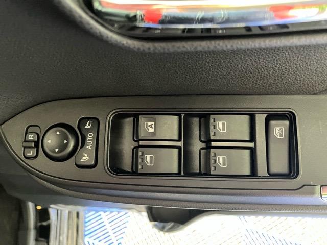 タントカスタムＸ両側電動スライドドア・プッシュボタンスタート・ステアリングスイッチ・オートエアコン・キーフリーシステム・シートヒーター・バックカメラ対応・アルミホイール・パワーウィンドウ（佐賀県）の中古車