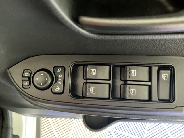 タントファンクロス両側電動スライドドア・プッシュボタンスタート・ステアリングスイッチ・オートエアコン・キーフリーシステム・シートヒーター・全周囲カメラ対応・アルミホイール・パワーウィンドウ（佐賀県）の中古車