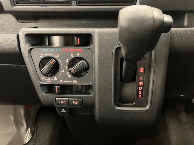 ハイゼットカーゴＤＸ２ＷＤ・ＣＶＴ車・衝突回避・ＡＭ／ＦＭラジオ・両側スライドドア・エコアイドル・キーレスエントリー・コーナーセンサー・エアコン（佐賀県）の中古車