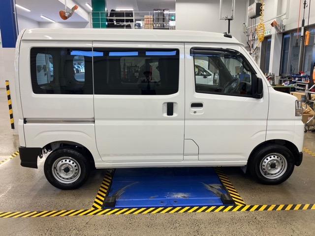 ハイゼットカーゴＤＸ２ＷＤ・ＣＶＴ車・衝突回避・ＡＭ／ＦＭラジオ・両側スライドドア・エコアイドル・キーレスエントリー・コーナーセンサー・エアコン（佐賀県）の中古車