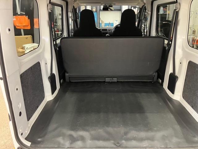 ハイゼットカーゴＤＸ２ＷＤ・ＣＶＴ車・衝突回避・ＡＭ／ＦＭラジオ・両側スライドドア・エコアイドル・キーレスエントリー・コーナーセンサー・エアコン（佐賀県）の中古車