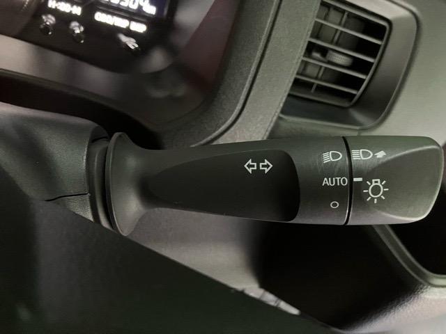 ハイゼットカーゴＤＸ４ＷＤ・ＣＶＴ車・衝突回避・ＡＭ／ＦＭラジオ・両側スライドドア・エコアイドル・コーナーセンサー・エアコン（佐賀県）の中古車