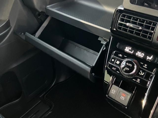 タントカスタムX両側電動スライドドア・プッシュボタンスタート・ステアリングスイッチ・オートエアコン・キーフリーシステム・シートヒーター・バックカメラ対応・アルミホイール・パワーウィンドウ(佐賀県)の中古車