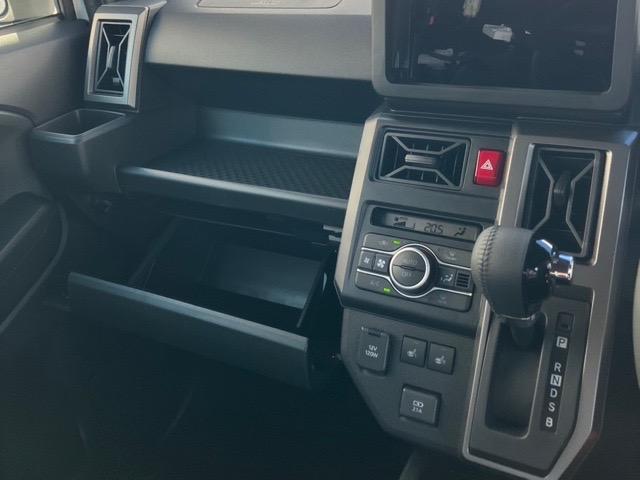 タフトGターボ クロムベンチャーコーナーセンサー・プッシュボタンスタート・ステアリングスイッチ・オートエアコン・キーフリーシステム・アルミホイール・シートヒーター・パワーウィンドウ(佐賀県)の中古車