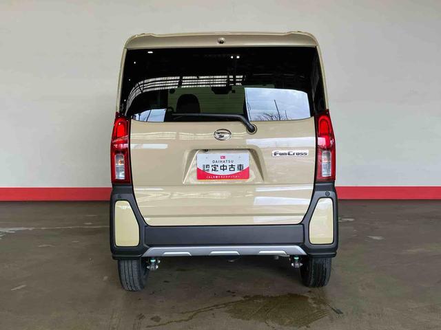 タントファンクロス（車内　消臭・抗菌　処理済）　衝突被害軽減システム　４ＷＤ　両側パワースライドドア　バックカメラ　アルミホイール　キーフリーシステム（新潟県）の中古車