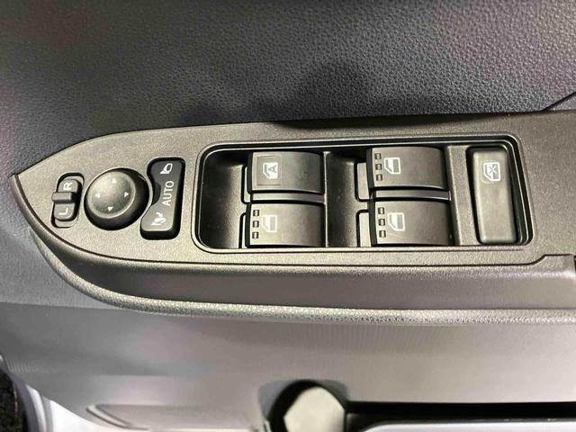 タントカスタムＸ（車内　消臭・抗菌　処理済）　衝突被害軽減システム　４ＷＤ　両側パワースライドドア　バックカメラ　アルミホイール　キーフリーシステム（新潟県）の中古車