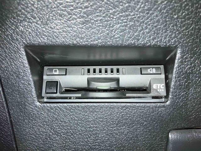 カローラフィールダー１．５Ｇ　ダブルバイビー（車内　消臭・抗菌　処理済）　衝突被害軽減システム　４ＷＤ　ナビ　バックカメラ　アルミホイール　スマートキー（新潟県）の中古車
