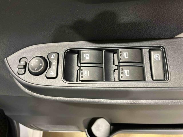 タントＸ（車内　消臭・抗菌　処理済）　衝突被害軽減システム　片側パワースライドドア　バックカメラ　キーフリーシステム（新潟県）の中古車