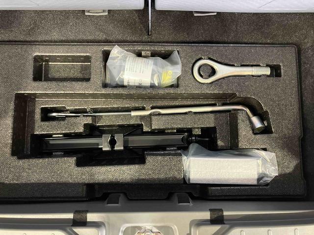 タフトＧ　クロムベンチャー（車内　消臭・抗菌　処理済）　衝突被害軽減システム　４ＷＤ　ナビ　バックカメラ　アルミホイール　キーフリーシステム（新潟県）の中古車