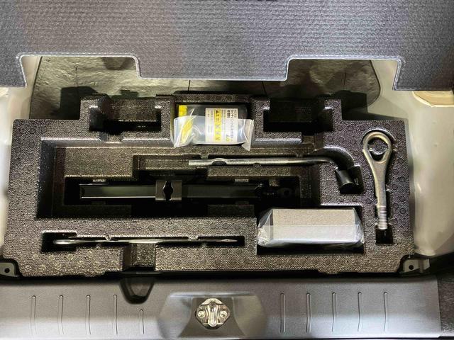 タントカスタムＲＳセレクション（車内　消臭・抗菌　処理済）　衝突被害軽減システム　４ＷＤ　両側パワースライドドア　アダプティブクルーズコントロール　ナビ　パノラマモニター　アルミホイール　キーフリーシステム（新潟県）の中古車