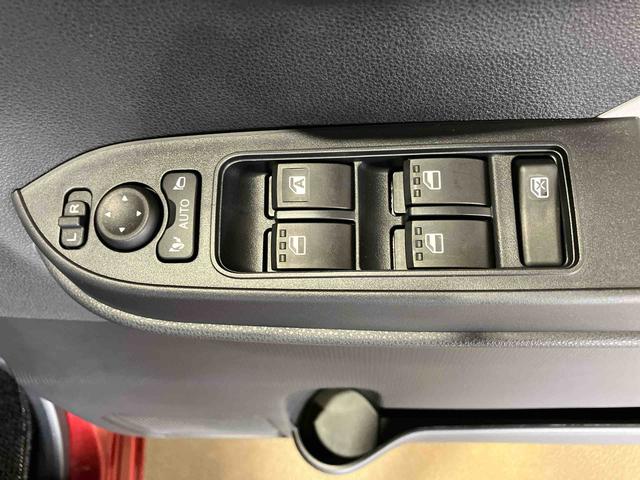 タントＸ（車内　消臭・抗菌　処理済）　衝突被害軽減システム　両側パワースライドドア　バックカメラ　キーフリーシステム（新潟県）の中古車