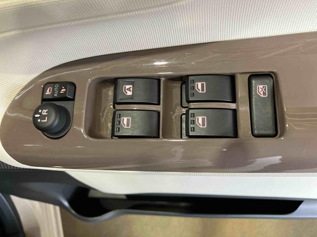 ムーヴキャンバスＧホワイトアクセントリミテッド　ＳＡIII（車内　消臭・抗菌　処理済）　衝突被害軽減システム　両側パワースライドドア　ナビ　パノラマモニター　キーフリーシステム（新潟県）の中古車