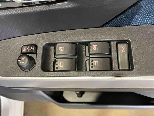 トールカスタムＧ（車内　消臭・抗菌　処理済）　衝突被害軽減システム　４ＷＤ　両側パワースライドドア　アダプティブクルーズコントロール　バックカメラ　アルミホイール　キーフリーシステム（新潟県）の中古車