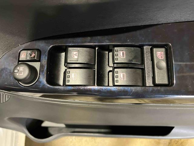 タントカスタムＲＳ　トップエディションリミテッドＳＡIII（車内　消臭・抗菌　処理済）　衝突被害軽減システム　４ＷＤ　両側パワースライドドア　ナビ　パノラマモニター　アルミホイール　キーフリーシステム（新潟県）の中古車