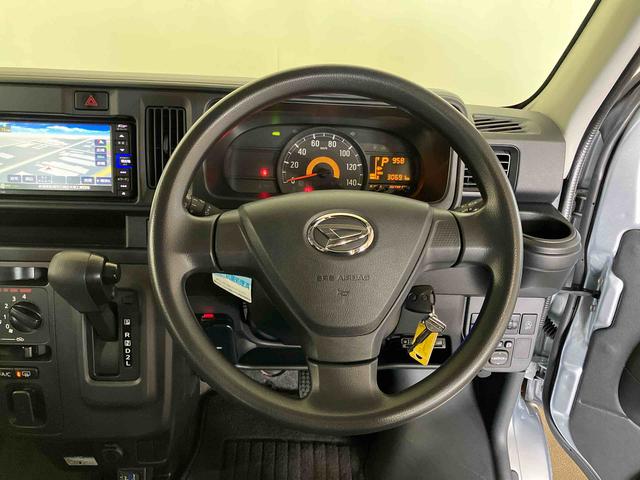 ハイゼットカーゴクルーズターボＳＡIII（車内　消臭・抗菌　処理済）　衝突被害軽減システム　４ＷＤ　両側スライドドア　ナビ　バックカメラ　キーレスエントリー（新潟県）の中古車