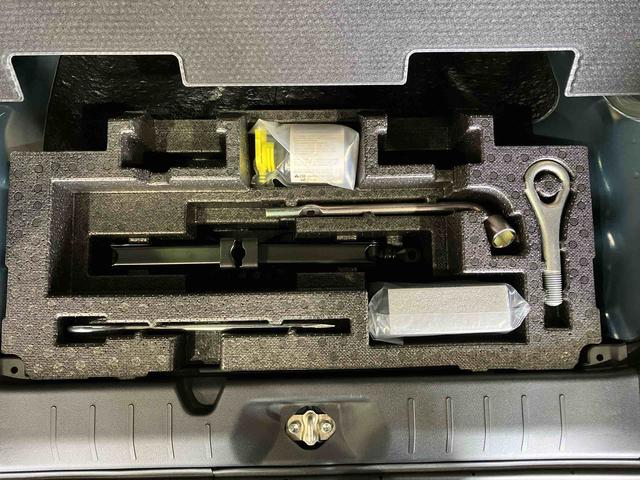 タントカスタムＸスタイルセレクション（車内　消臭・抗菌　処理済）　衝突被害軽減システム　４ＷＤ　両側パワースライドドア　ナビ　バックカメラ　アルミホイール　キーフリーシステム（新潟県）の中古車