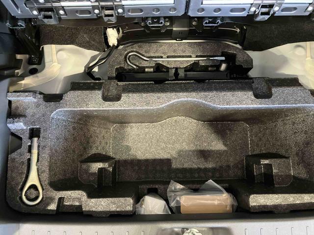 ムーヴキャンバスＧブラックインテリアリミテッド　ＳＡIII（車内　消臭・抗菌　処理済）　衝突被害軽減システム　両側パワースライドドア　ナビ　パノラマモニター　キーフリーシステム（新潟県）の中古車