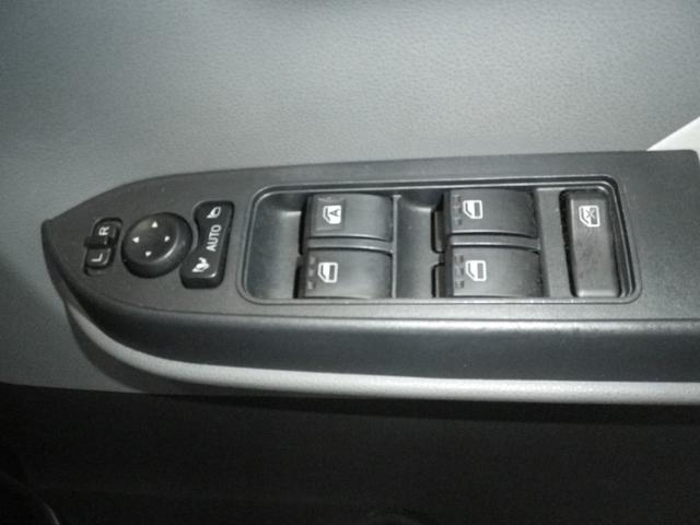 タントXセレクション(車内 消臭・抗菌 処理済) 衝突被害軽減システム 4WD 片側パワースライドドア バックカメラ キーフリーシステム(新潟県)の中古車