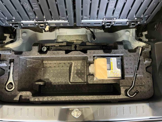 ムーヴキャンバスＸリミテッドメイクアップ　ＳＡIII（車内　消臭・抗菌　処理済）　衝突被害軽減システム　４ＷＤ　両側パワースライドドア　ナビ　バックカメラ　キーフリーシステム（新潟県）の中古車