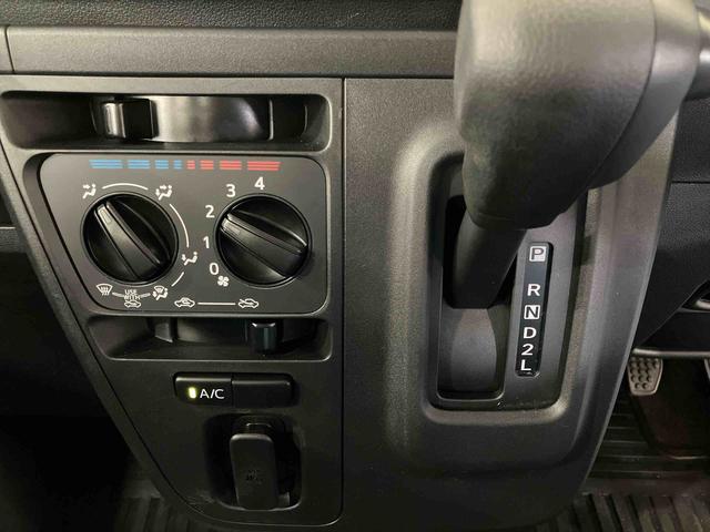 ハイゼットカーゴデッキバンＧ（車内　消臭・抗菌　処理済）　衝突被害軽減システム　４ＷＤ　ナビ　バックカメラ　キーレスエントリー（新潟県）の中古車
