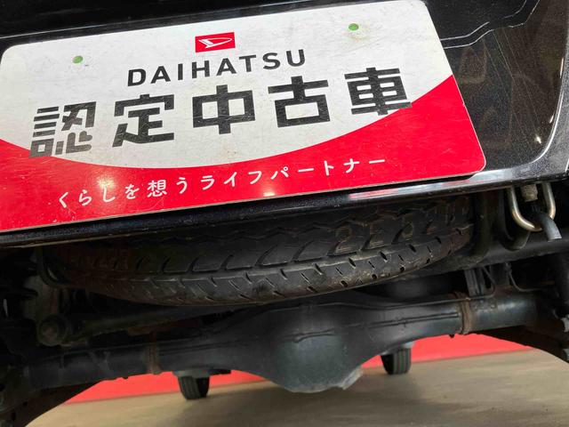 ハイゼットカーゴデッキバンＧ（車内　消臭・抗菌　処理済）　衝突被害軽減システム　４ＷＤ　ナビ　バックカメラ　キーレスエントリー（新潟県）の中古車