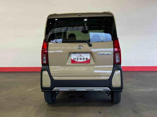 タントファンクロス（車内　消臭・抗菌　処理済）　衝突被害軽減システム　４ＷＤ　両側パワースライドドア　アルミホイール　キーフリーシステム（新潟県）の中古車