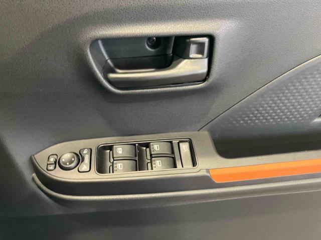 タントファンクロス（車内　消臭・抗菌　処理済）　衝突被害軽減システム　４ＷＤ　両側パワースライドドア　アルミホイール　キーフリーシステム（新潟県）の中古車