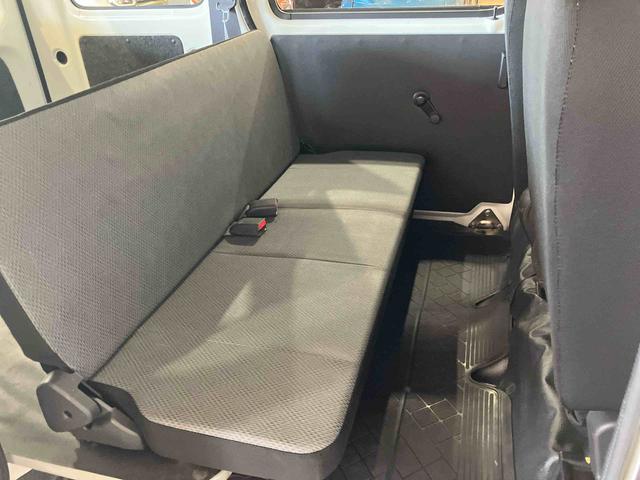 ハイゼットカーゴスペシャル（車内　消臭・抗菌　処理済）　４ＷＤ　両側スライドドア　ナビ（新潟県）の中古車