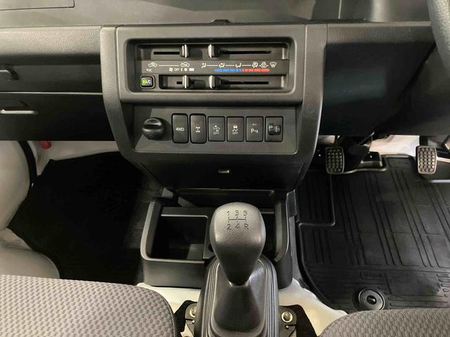 ハイゼットトラックエクストラＳＡIIIｔ（車内　消臭・抗菌　処理済）　衝突被害軽減システム　４ＷＤ　５速マニュアル　キーレスエントリー（新潟県）の中古車