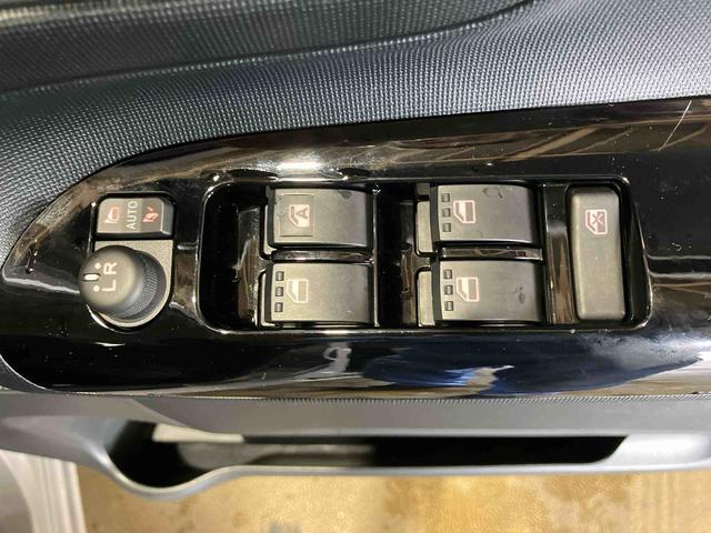 ムーヴキャンバスＧブラックインテリアＶＳ　ＳＡIII（車内　消臭・抗菌　処理済）　衝突被害軽減システム　４ＷＤ　両側パワースライドドア　ナビ　パノラマモニター　キーフリーシステム（新潟県）の中古車