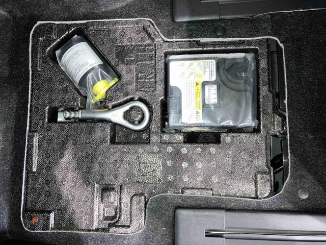 タントファンクロスターボ（車内　消臭・抗菌　処理済）　衝突被害軽減システム　４ＷＤ　両側パワースライドドア　バックカメラ　アルミホイール　キーフリーシステム（新潟県）の中古車