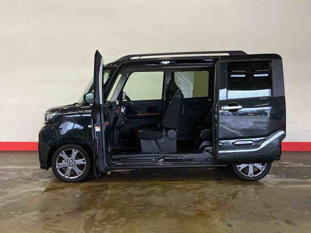 タントファンクロスターボ（車内　消臭・抗菌　処理済）　衝突被害軽減システム　４ＷＤ　両側パワースライドドア　バックカメラ　アルミホイール　キーフリーシステム（新潟県）の中古車