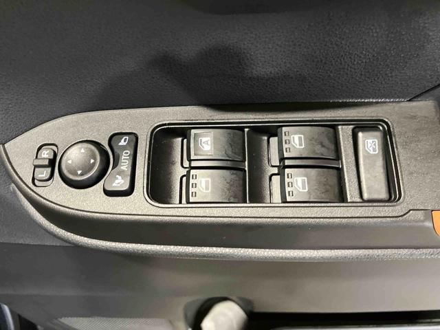タントファンクロスターボ（車内　消臭・抗菌　処理済）　衝突被害軽減システム　４ＷＤ　両側パワースライドドア　バックカメラ　アルミホイール　キーフリーシステム（新潟県）の中古車