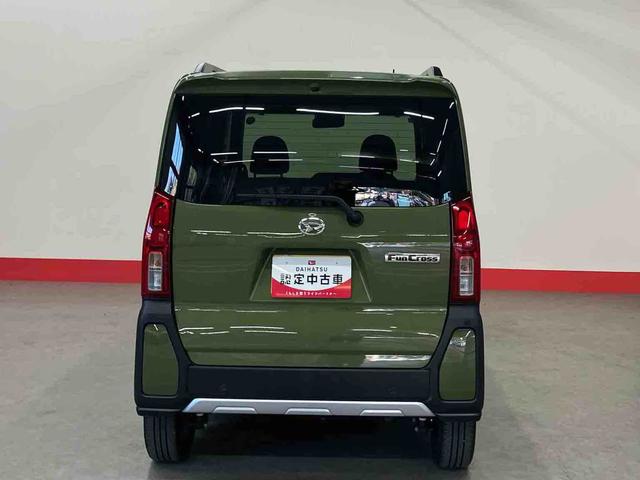 タントファンクロスターボ（車内　消臭・抗菌　処理済）　衝突被害軽減システム　４ＷＤ　両側パワースライドドア　バックカメラ　アルミホイール　キーフリーシステム（新潟県）の中古車