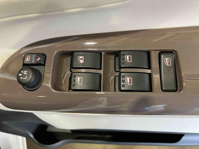 ムーヴキャンバスＧメイクアップリミテッド　ＳＡIII（車内　消臭・抗菌　処理済）　衝突被害軽減システム　両側パワースライドドア　ナビ　パノラマモニター　キーフリーシステム（新潟県）の中古車
