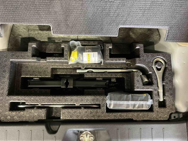 タントカスタムＸセレクション（車内　消臭・抗菌　処理済）　衝突被害軽減システム　４ＷＤ　両側パワースライドドア　ナビ　バックカメラ　アルミホイール　キーフリーシステム（新潟県）の中古車