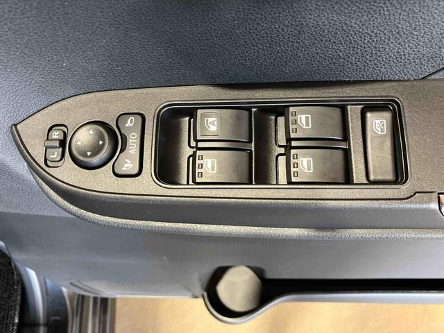 タントカスタムRS(車内 消臭・抗菌 処理済) 衝突被害軽減システム 4WD 両側パワースライドドア バックカメラ アルミホイール キーフリーシステム(新潟県)の中古車