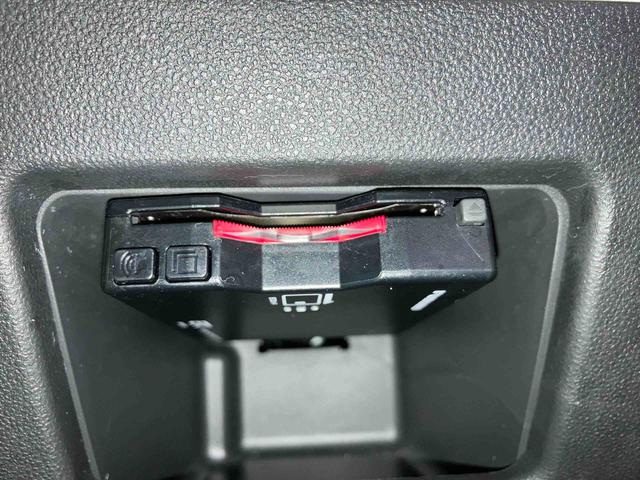 ムーヴキャンバスＸホワイトアクセントリミテッド　ＳＡIII（車内　消臭・抗菌　処理済）　衝突被害軽減システム　両側パワースライドドア　ナビ　パノラマモニター　キーフリーシステム（新潟県）の中古車
