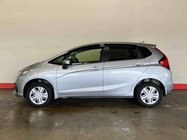 フィット１３Ｇ・Ｌ　ホンダセンシング（車内　消臭・抗菌　処理済）　衝突被害軽減システム　４ＷＤ　ナビ　バックカメラ　アダプティブクルーズコントロール（新潟県）の中古車