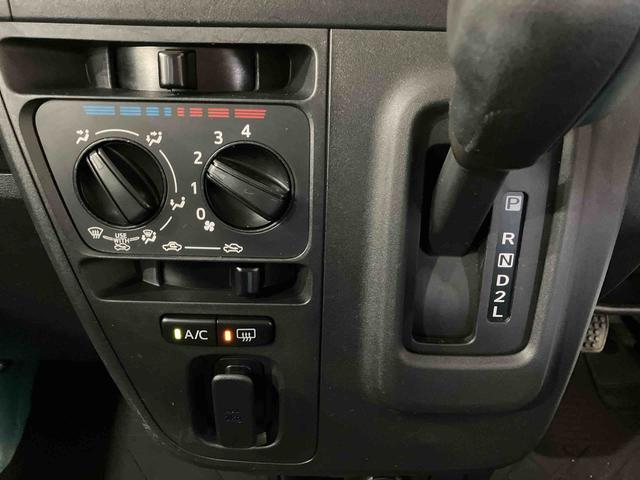 ハイゼットカーゴデラックスＳＡIII（車内　消臭・抗菌　処理済）　衝突被害軽減システム　４ＷＤ　両側スライドドア　キーレスエントリー（新潟県）の中古車