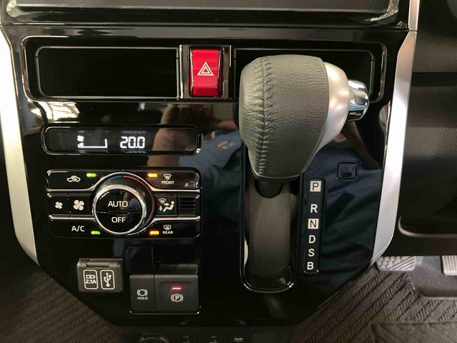 トールカスタムＧ（車内　消臭・抗菌　処理済）　衝突被害軽減システム　両側パワースライドドア　パノラマモニター　アルミホイール　キーフリーシステム（新潟県）の中古車