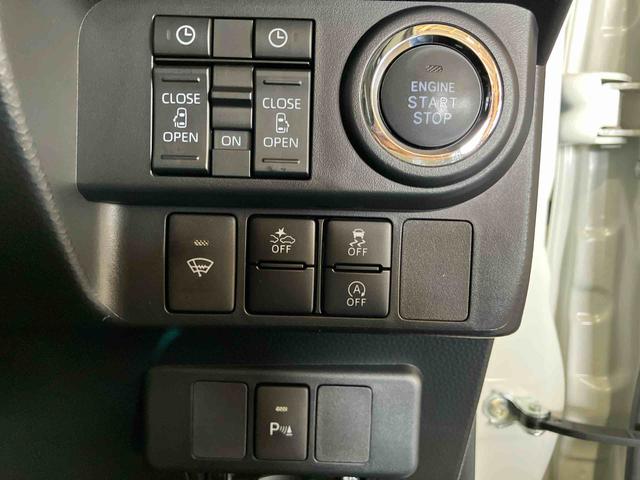 トールカスタムＧ（車内　消臭・抗菌　処理済）　衝突被害軽減システム　両側パワースライドドア　パノラマモニター　アルミホイール　キーフリーシステム（新潟県）の中古車