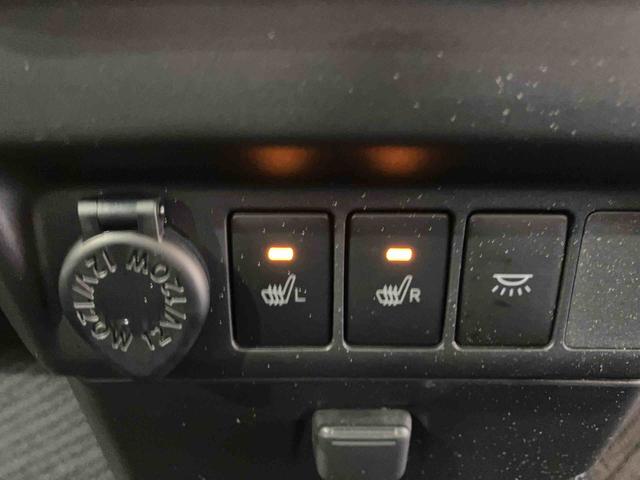 トールカスタムＧ（車内　消臭・抗菌　処理済）　衝突被害軽減システム　両側パワースライドドア　パノラマモニター　アルミホイール　キーフリーシステム（新潟県）の中古車