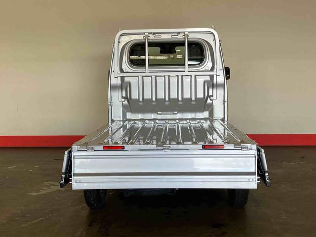 ハイゼットトラックスタンダード（車内　消臭・抗菌　処理済）　衝突被害軽減システム　４ＷＤ　５速マニュアル　キーレスエントリー（新潟県）の中古車
