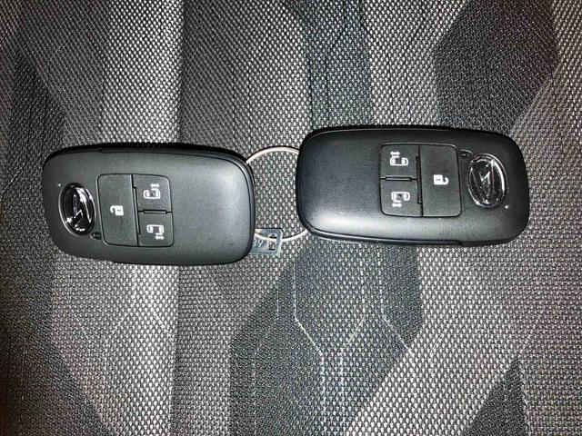タントファンクロス（車内　消臭・抗菌　処理済）　衝突被害軽減システム　４ＷＤ　両側パワースライドドア　バックカメラ　アルミホイール　キーフリーシステム（新潟県）の中古車