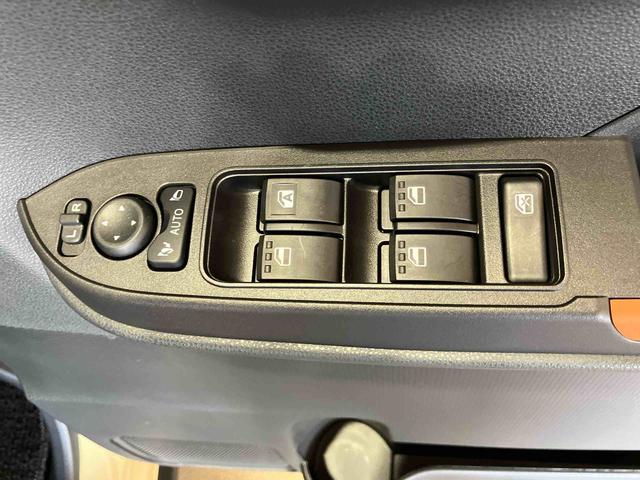 タントファンクロス（車内　消臭・抗菌　処理済）　衝突被害軽減システム　４ＷＤ　両側パワースライドドア　バックカメラ　アルミホイール　キーフリーシステム（新潟県）の中古車